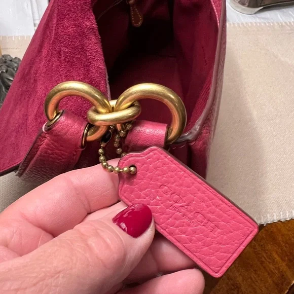 COACH Pebbled Leather Tabby Medium Size - Picture 9 of 13